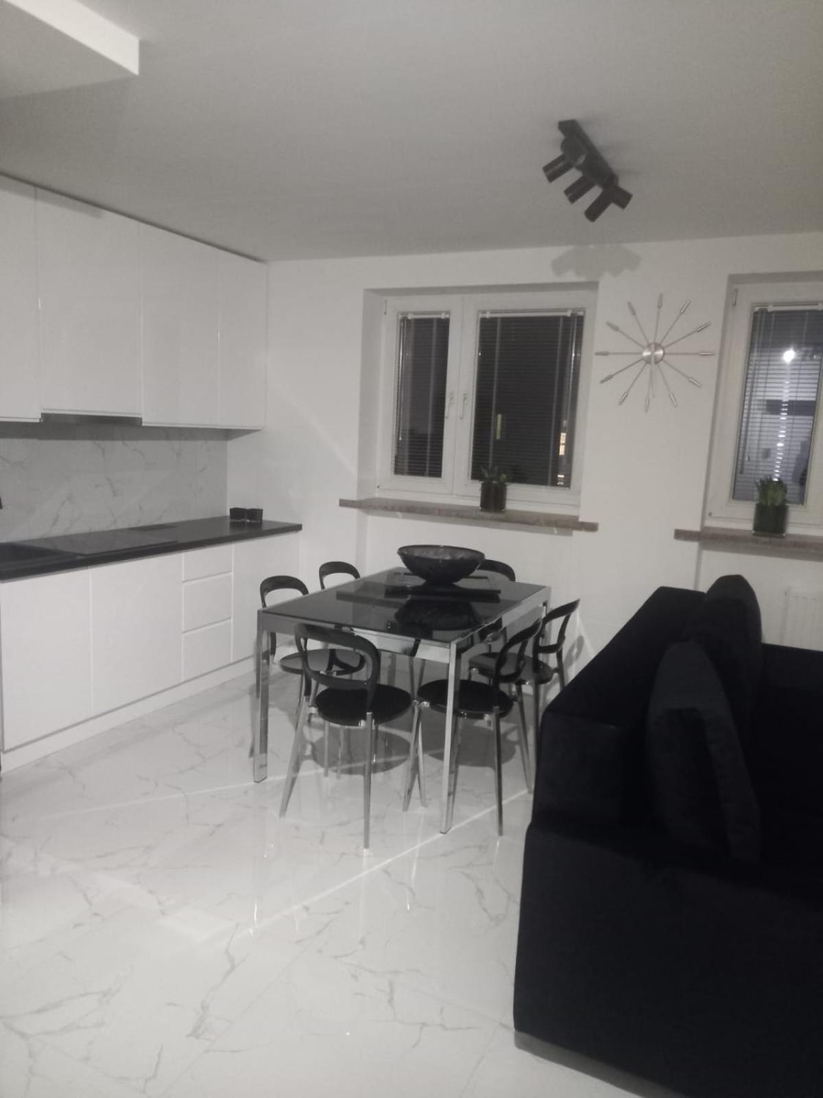 ביאליסטוק Klimatyczny Apartament W Samym Centrum Bialegostoku מראה חיצוני תמונה